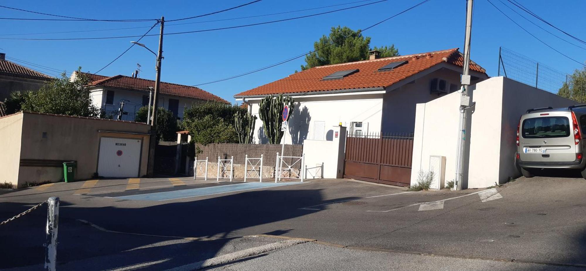 Logement Le Serein تولون المظهر الخارجي الصورة