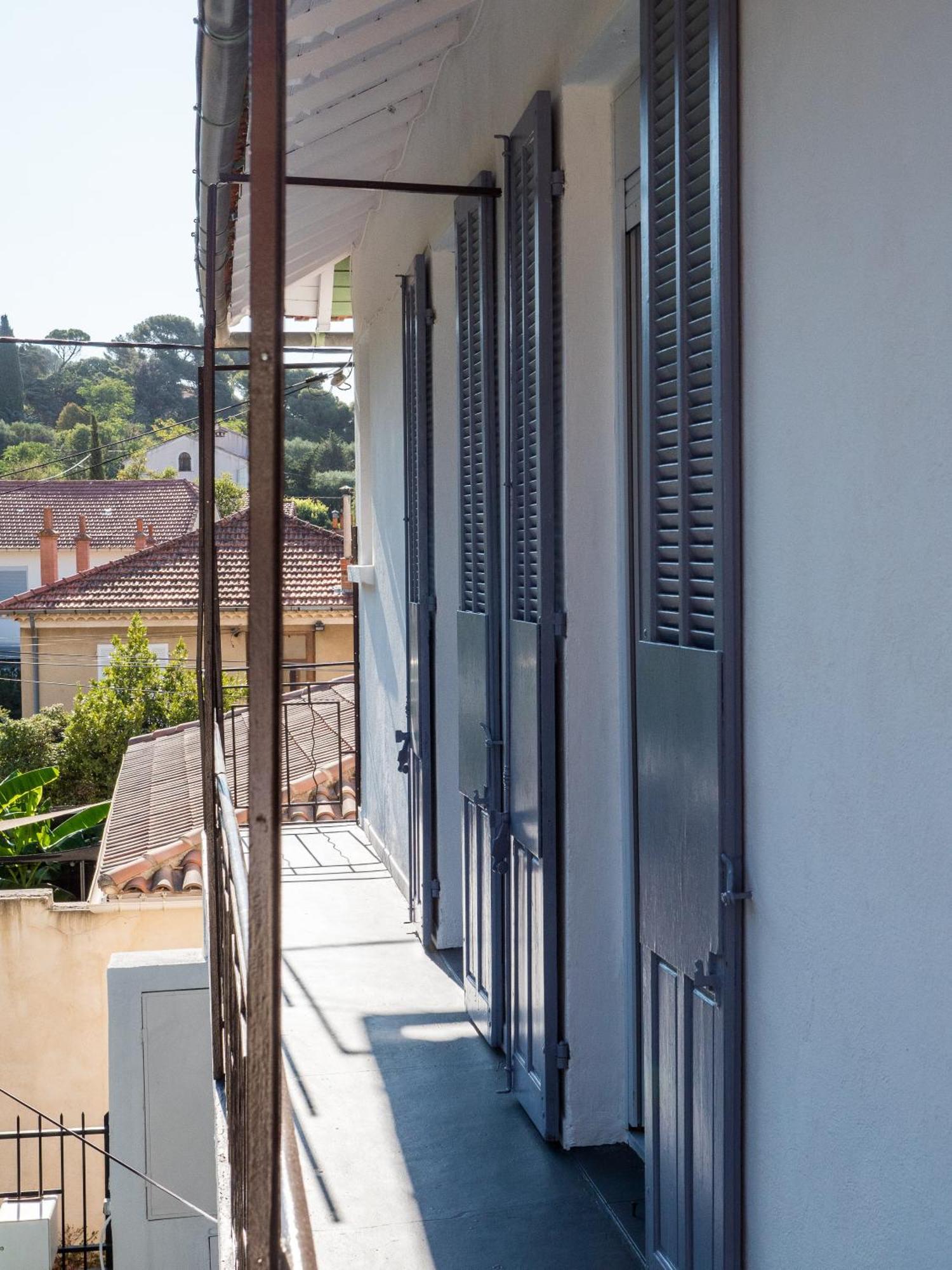Logement Le Serein تولون المظهر الخارجي الصورة