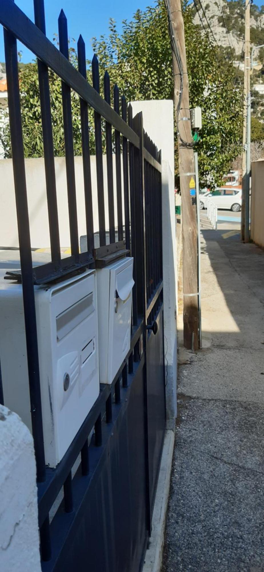 Logement Le Serein تولون المظهر الخارجي الصورة